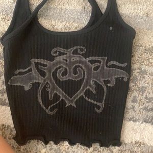 Tank top with design